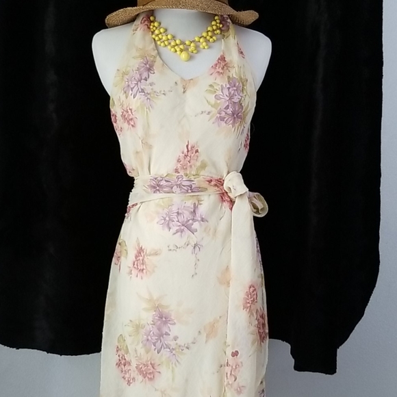 Lovely Soft Yellow S Dress Like New - Picture 2 of 7